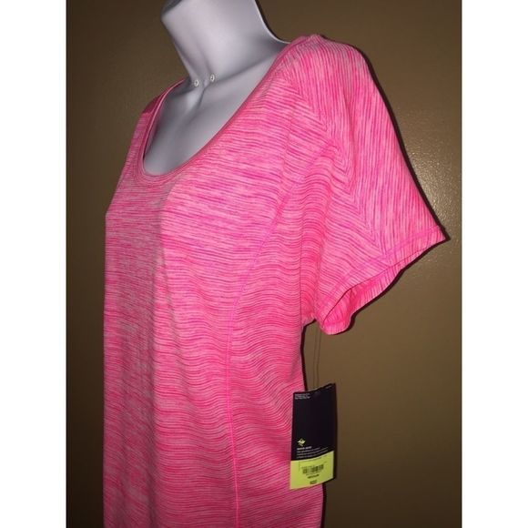NWT Xersion size Medium top - Picture 3 of 4